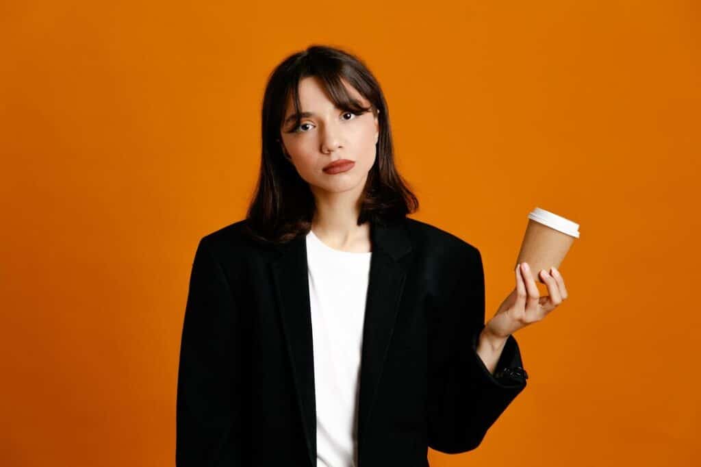 กาแฟ ตัวช่วยแก้ไมเกรน หรือ ตัวการก่อไมเกรน กันแน่?